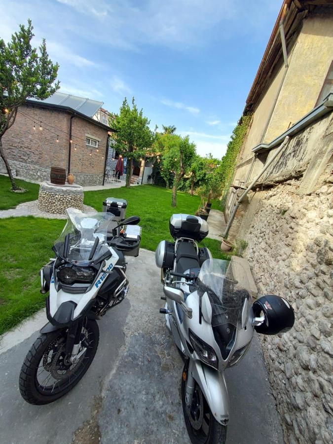 Intown Guesthouse Shkodra Exterior foto